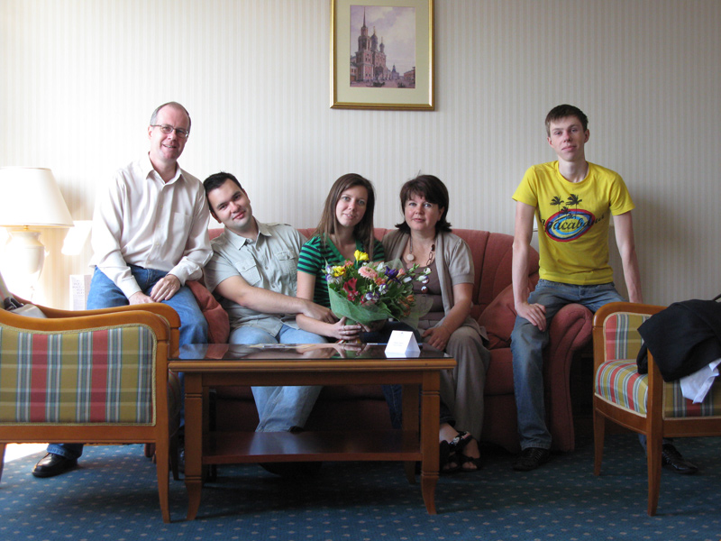 Отель Ренессанс, 16 августа 2009